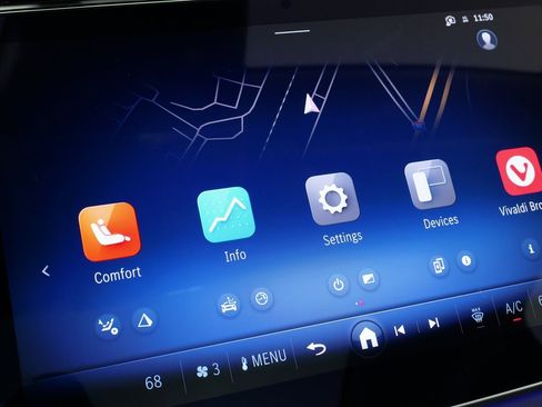 Used 2025 Mercedes-Benz E 350 4MATIC Sedan image 56