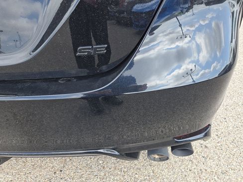 Used 2023 Toyota Camry SE w/ Convenience Package image 9