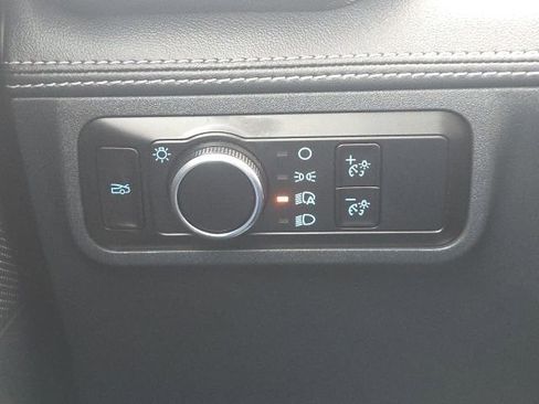 Used 2025 Ford Mustang Premium image 23