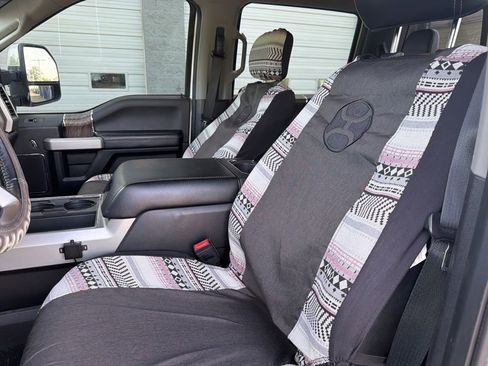 Used 2019 Ford F350 Lariat w/ Chrome Package image 8