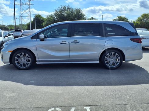 Used 2025 Honda Odyssey Touring image 23