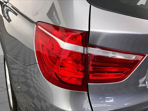 Used 2017 BMW X3 sDrive28i RWD image 24