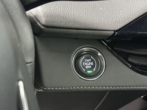 Used 2025 Buick Enclave Sport Touring image 32