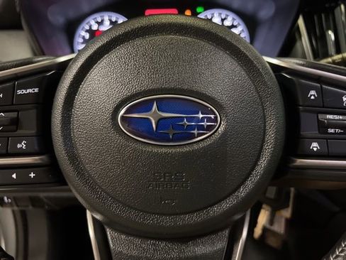 Used 2025 Subaru Outback Premium w/ Popular Package #1A image 40