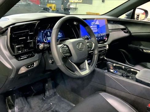 Certified 2025 Lexus RX 350 Premium w/ Convenience Package AWD/4WD image 18