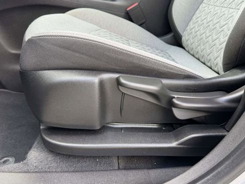 Used 2024 Chevrolet Equinox LS w/ Sport Edition FWD image 19
