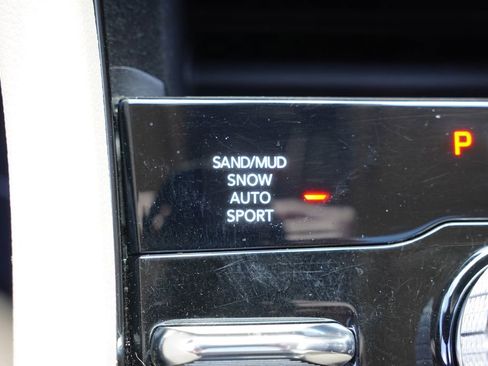 Certified 2022 Jeep Grand Cherokee L Limited AWD/4WD image 34
