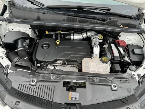 Certified 2022 Buick Encore Preferred w/ Safety Package II image 20