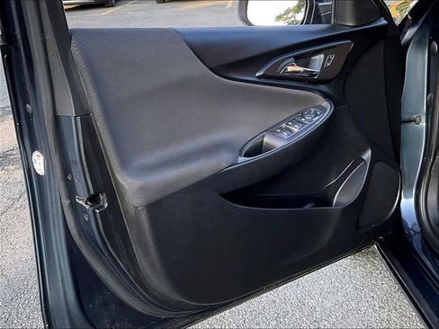 Used 2021 Chevrolet Malibu RS FWD image 9