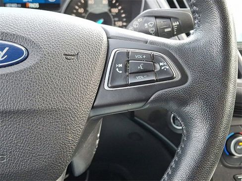 Used 2019 Ford Escape Titanium w/ U9j03 - Titanium Tow Package image 22