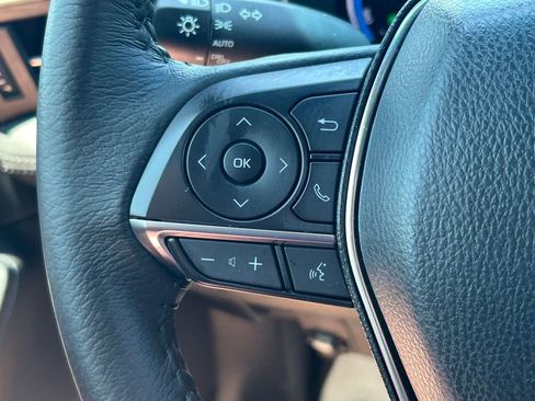 Used 2022 Toyota Avalon XLE FWD image 32