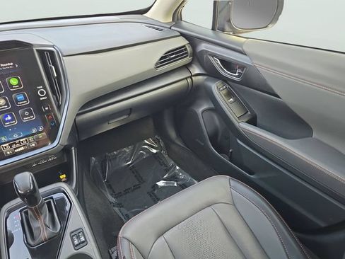 Certified 2024 Subaru Crosstrek 2.5i Limited w/ Crosstrek Mirror Package AWD/4WD image 11