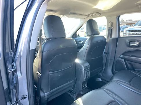 Used 2018 Jeep Compass Latitude w/ Popular Equipment Group image 23