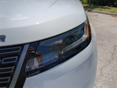 Used 2026 Land Rover Range Rover Velar S image 6