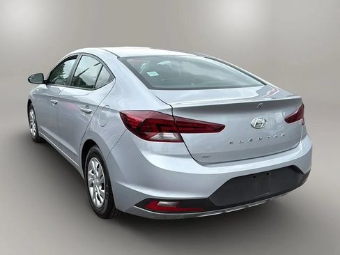 Used 2020 Hyundai Elantra SE w/ Cargo Package (C1) FWD image 3