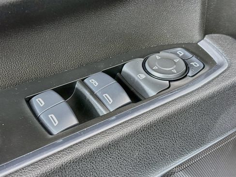 Used 2025 Chevrolet Silverado 2500 LT AWD/4WD image 17
