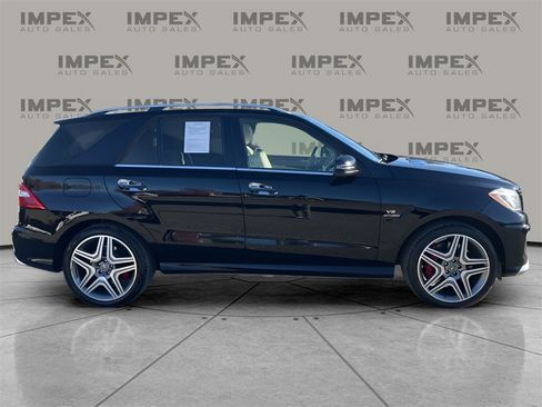 Used 2015 Mercedes-Benz ML 63 AMG 4MATIC image 6