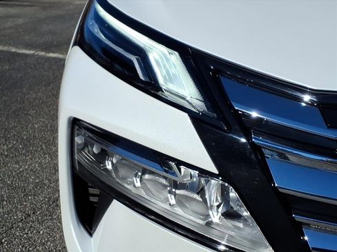 New 2026 Nissan Rogue Platinum w/ Platinum Premium Package image 4