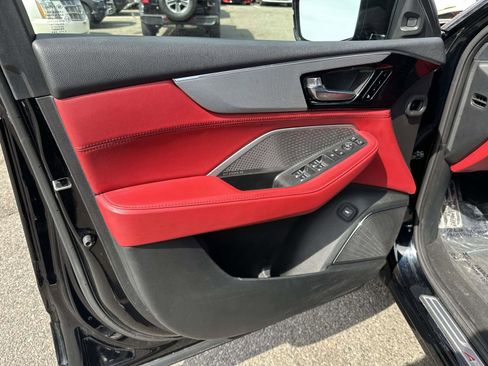 Used 2023 Acura MDX A-Spec image 11