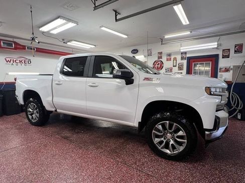Used 2020 Chevrolet Silverado 1500 LT w/ All-Star Edition AWD/4WD image 4