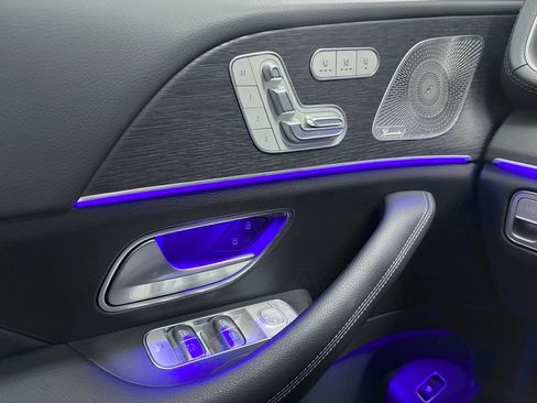 Certified 2026 Mercedes-Benz GLS 450 4MATIC image 22