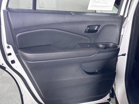 Used 2025 Honda Passport Black Edition image 20