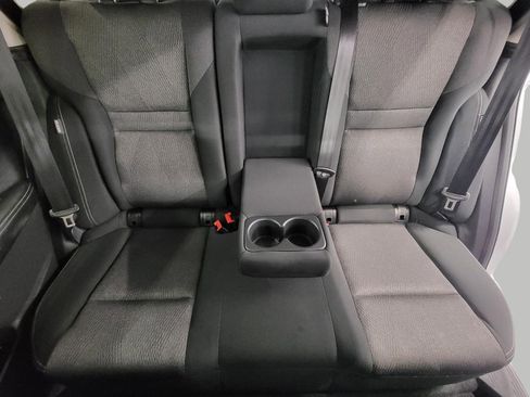 Used 2025 Nissan Rogue SV image 23