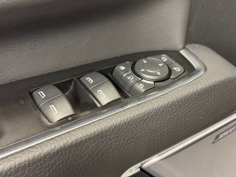 Used 2025 GMC Sierra 3500 Denali w/ Denali Reserve Package image 11