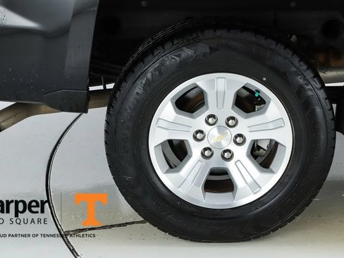 Used 2017 Chevrolet Silverado 1500 LT w/ All Star Edition AWD/4WD image 13