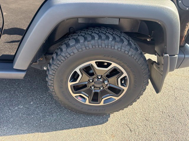 Used 2017 Jeep Wrangler Rubicon AWD/4WD image 9