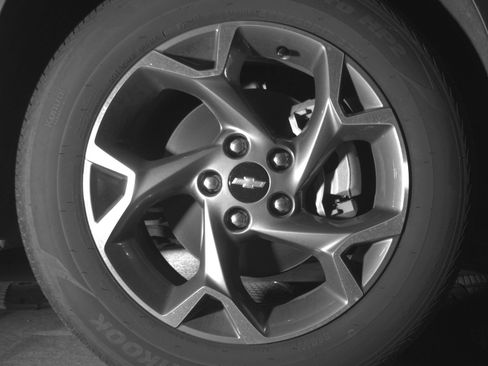 Used 2025 Chevrolet Trax LT w/ LT Convenience Package FWD image 16