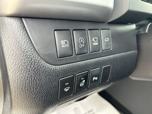 Used 2017 Toyota Highlander Limited Platinum AWD/4WD image 15