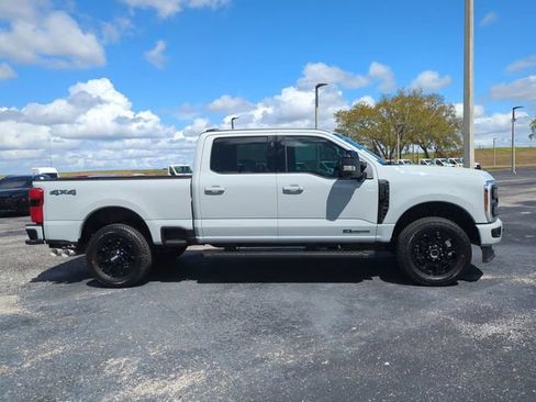 New 2026 Ford F250 Lariat w/ Black Appearance Package AWD/4WD image 4
