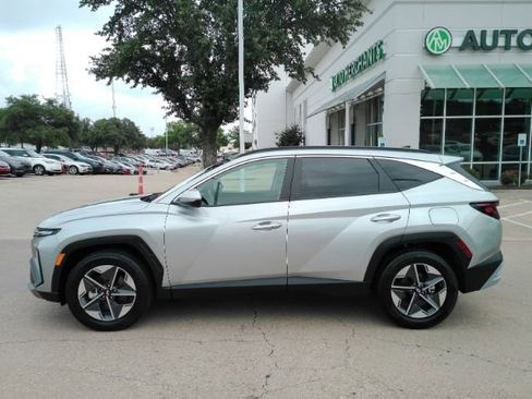Used 2026 Hyundai Tucson SEL FWD image 12
