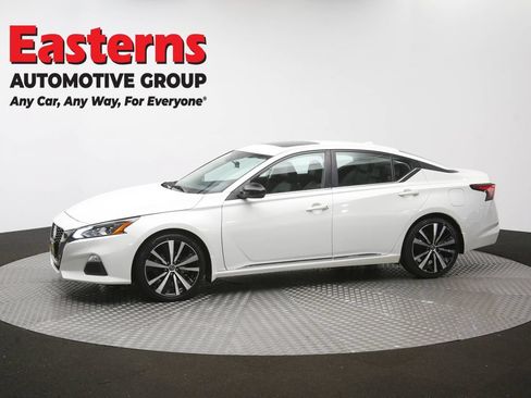 Used 2022 Nissan Altima 2.0 SR FWD image 59