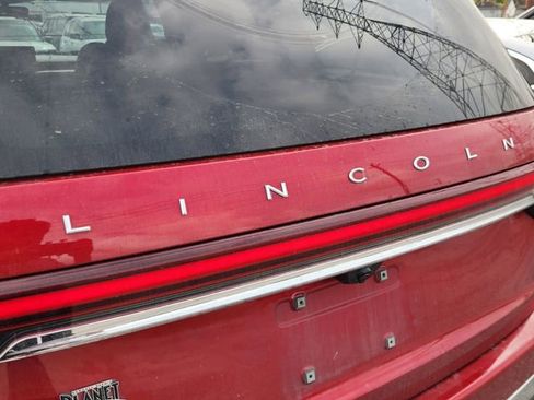 Used 2020 Lincoln Aviator Reserve w/ Equipment Group 201A image 9