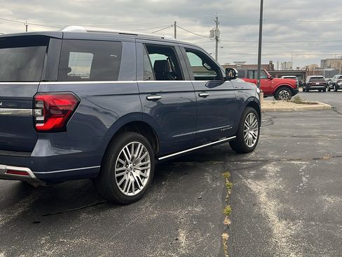 Used 2022 Ford Expedition Platinum image 5