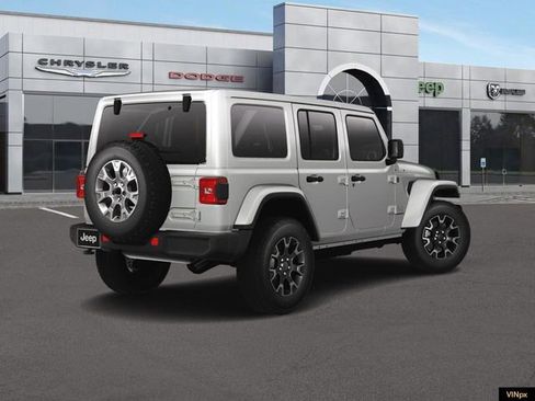 New 2025 Jeep Wrangler Unlimited Sahara w/ Technology Group AWD/4WD image 7