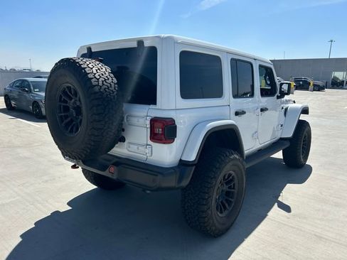 Used 2022 Jeep Wrangler Unlimited Rubicon w/ Safety Group image 6