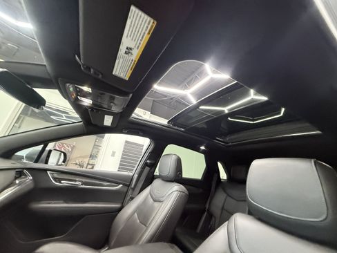 Used 2021 Cadillac XT5 Sportv w/ Platinum Package AWD/4WD image 13