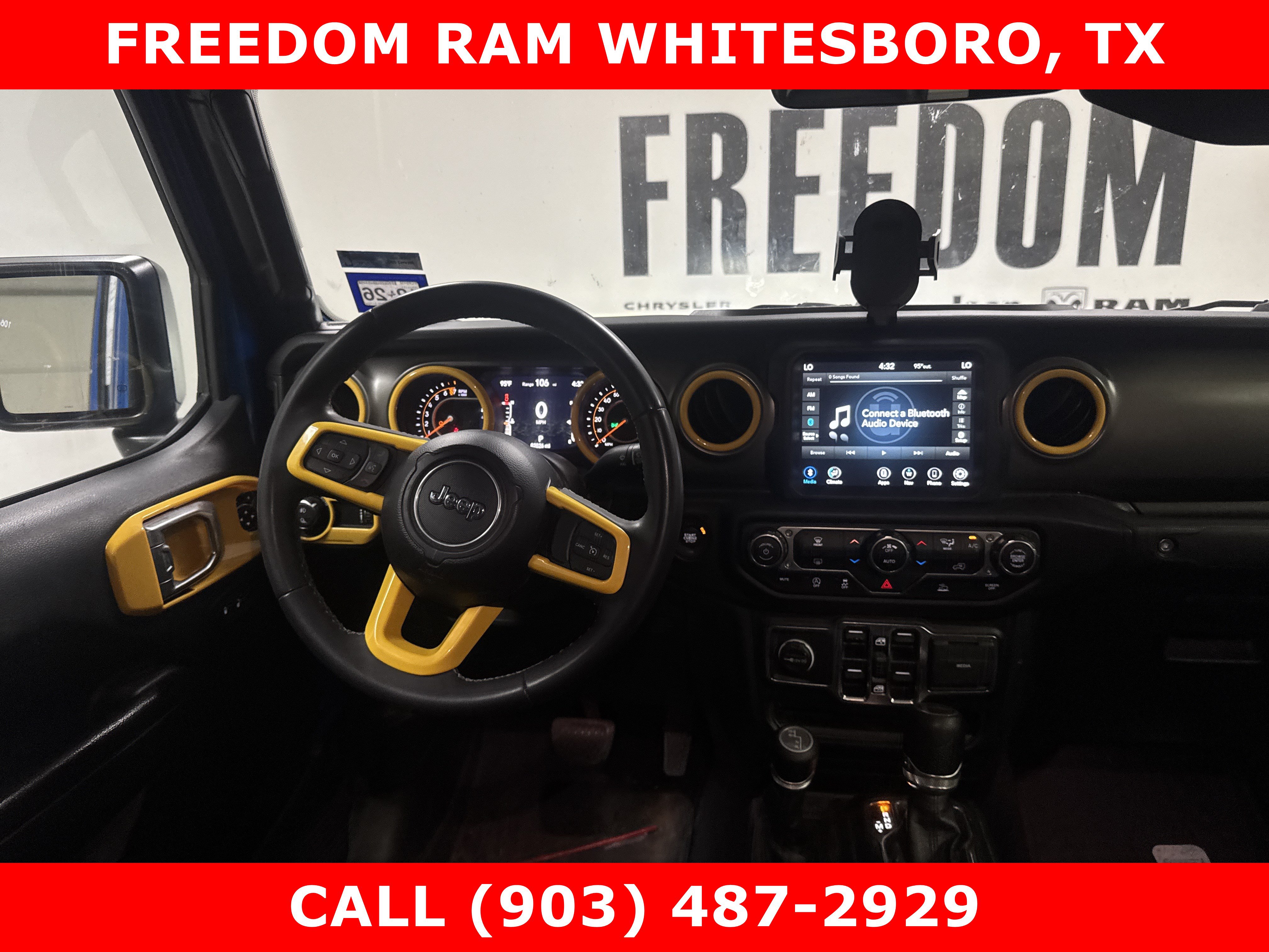 Used 2023 Jeep Gladiator Sport AWD/4WD image 11