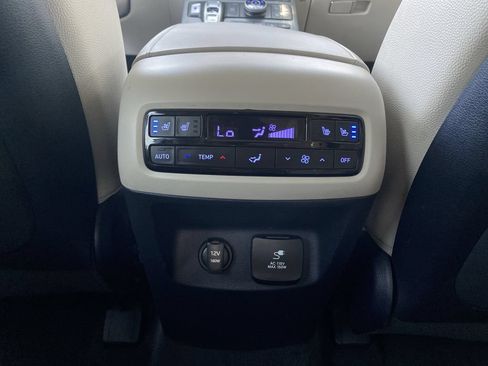 Certified 2024 Hyundai Palisade Limited AWD/4WD image 33