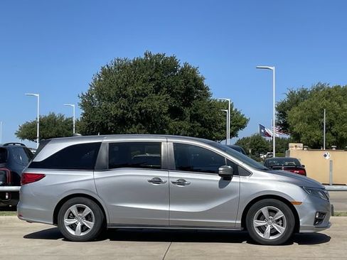 Used 2020 Honda Odyssey EX-L image 3