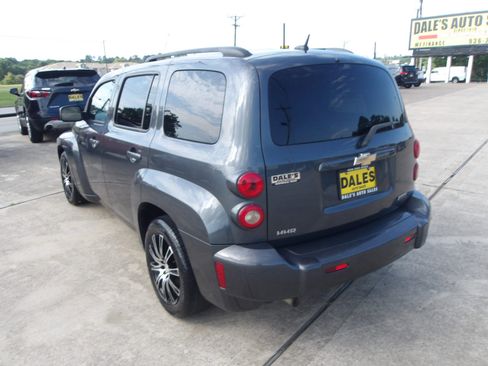 Used 2010 Chevrolet HHR LS image 14