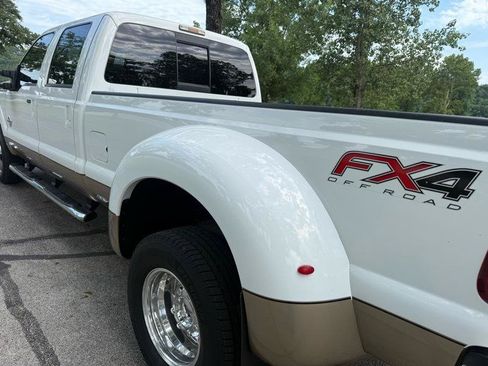 Used 2014 Ford F350 Lariat w/ Lariat Ultimate Package AWD/4WD image 12