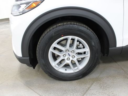 New 2026 Ford Explorer Active image 36