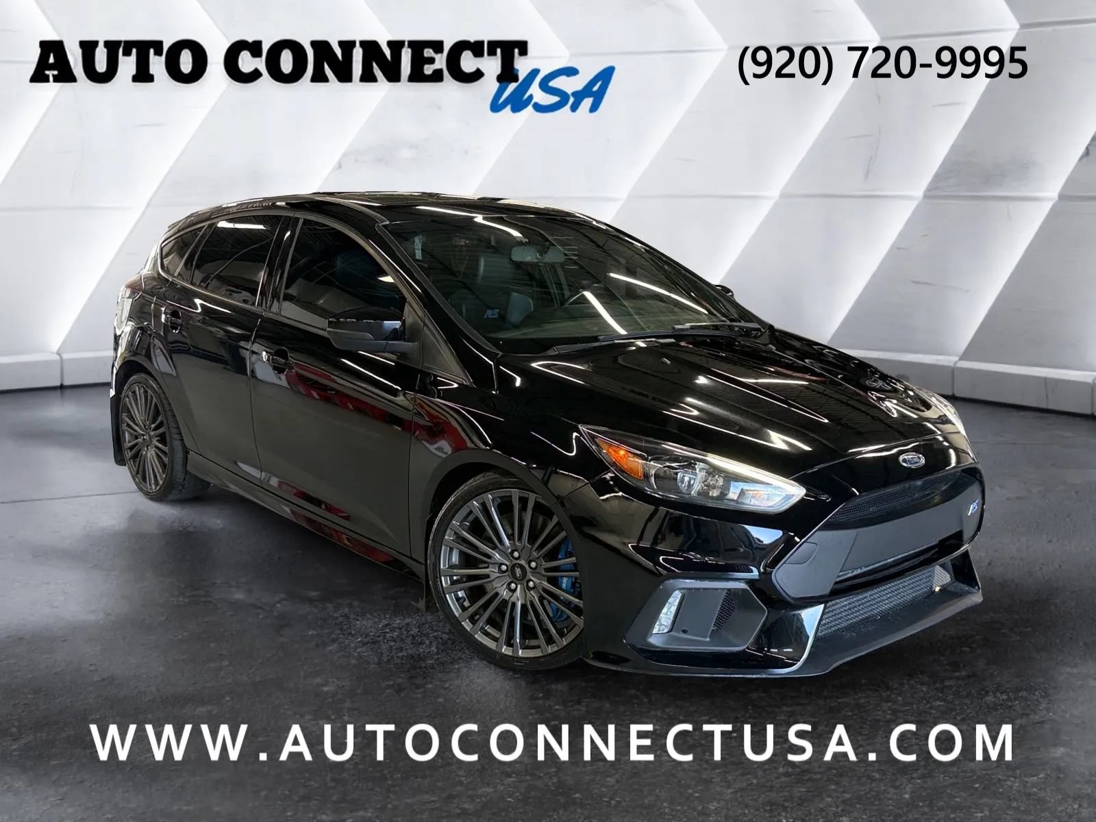 Used 2017 Ford Focus RS AWD/4WD image 3