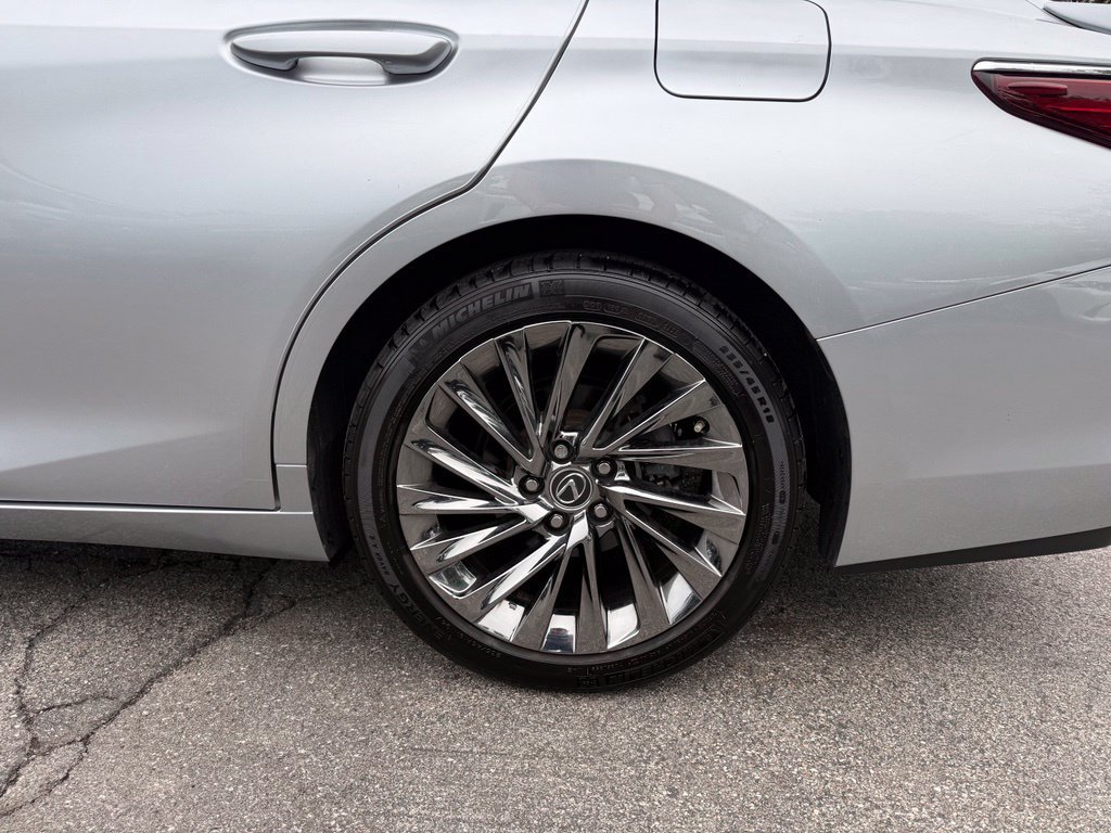 Used 2024 Lexus ES 350 Ultra Luxury w/ Accessory Package (Z2) FWD image 25