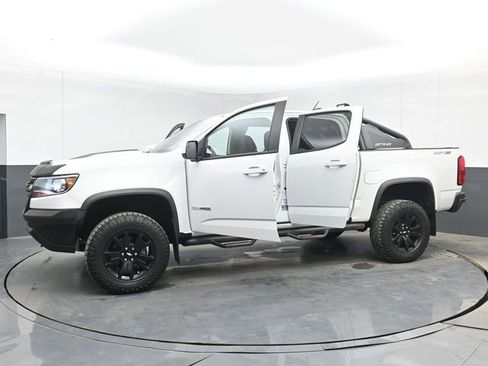 Used 2019 Chevrolet Colorado ZR2 w/ ZR2 Dusk Special Edition AWD/4WD image 51