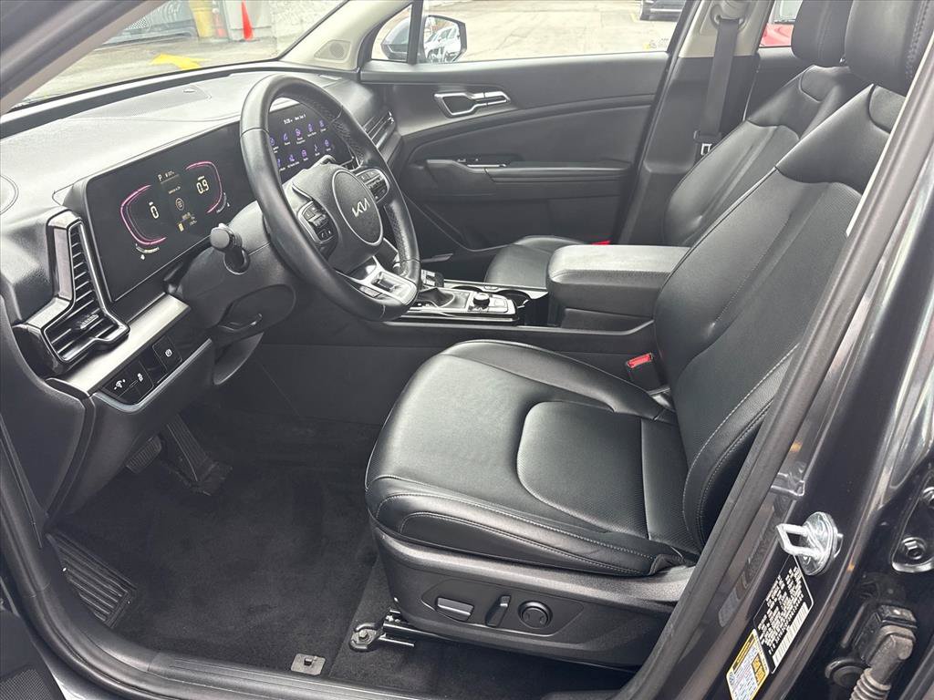 Certified 2024 Kia Sportage EX AWD/4WD image 10